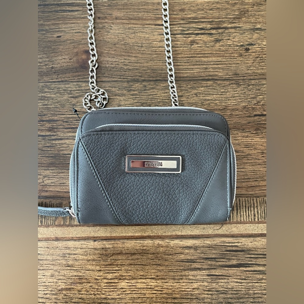 Kenneth Cole Reaction Wallet Purse